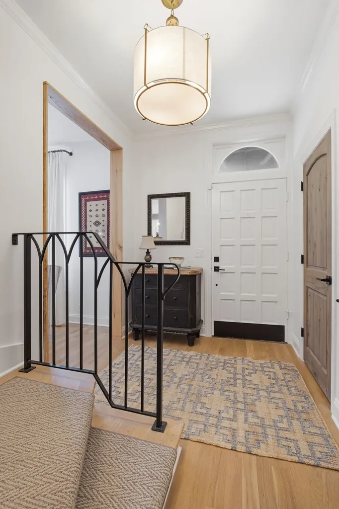 4400 Belmont Park Terrace Nashville TN 37215
