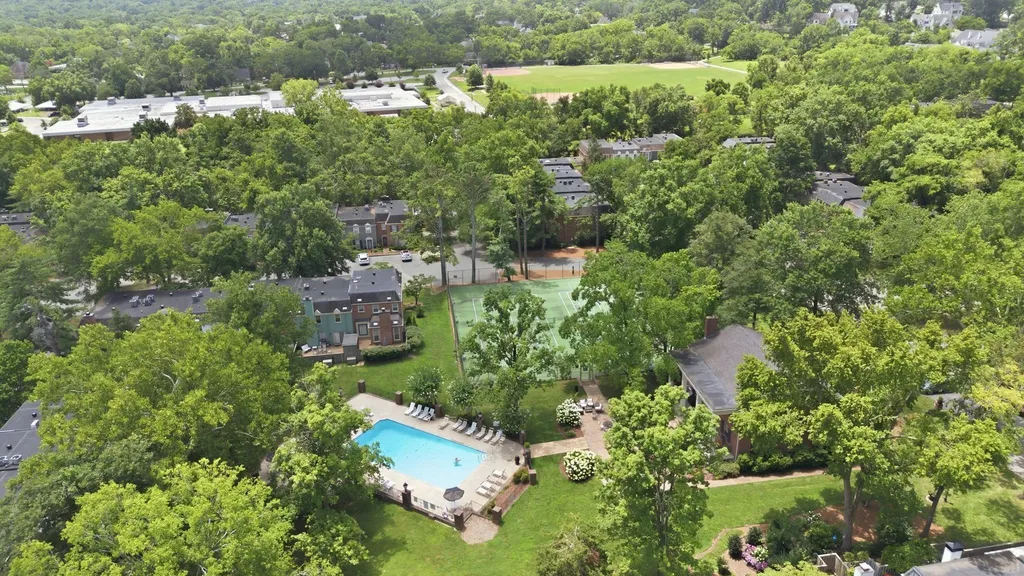 4400 Belmont Park Terrace Nashville TN 37215