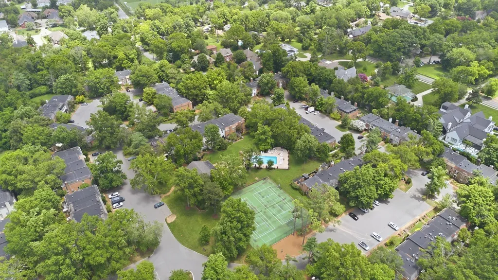 4400 Belmont Park Terrace Nashville TN 37215