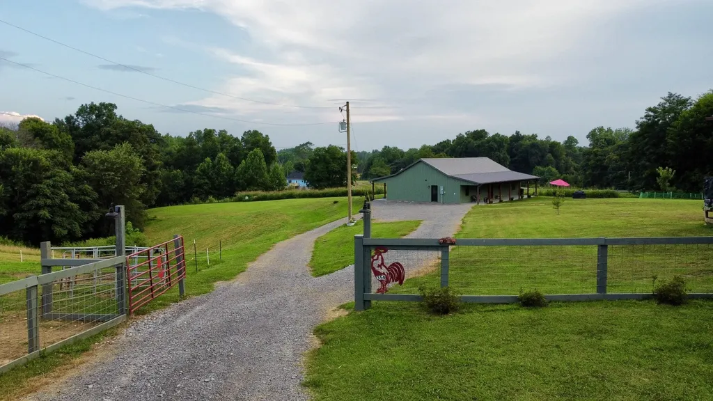 354 Dyer Ridge Road Baxter TN 38544