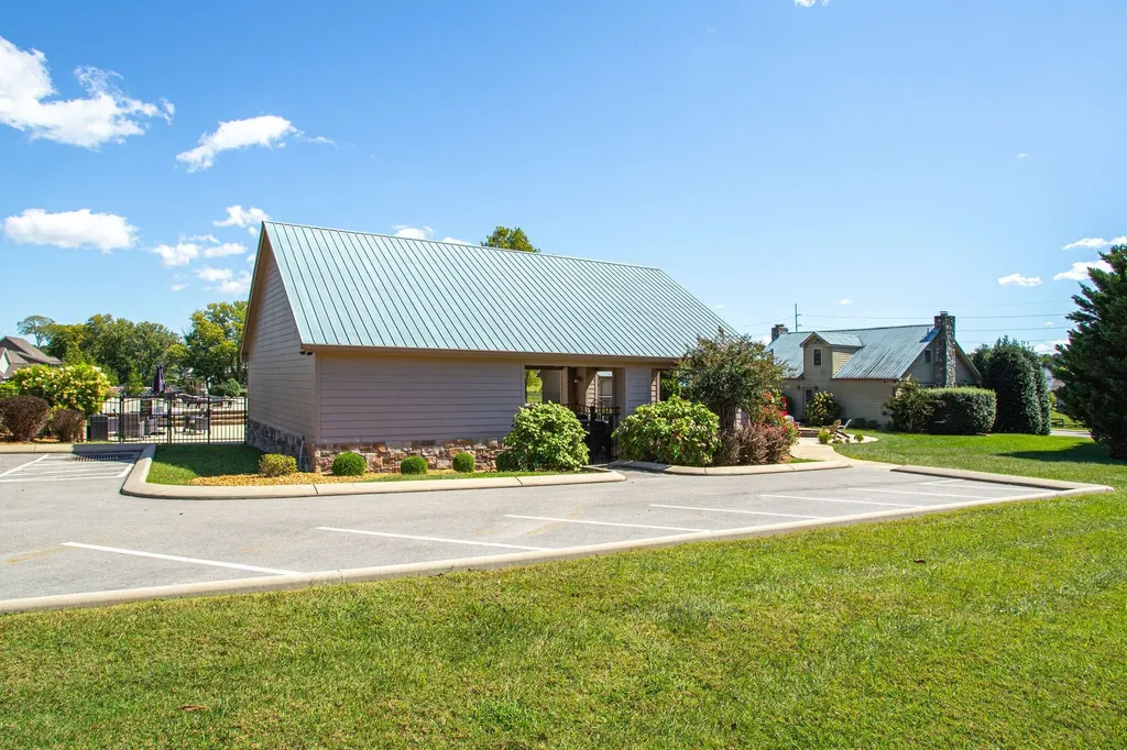 44 Hammock Drive Winchester TN 37398