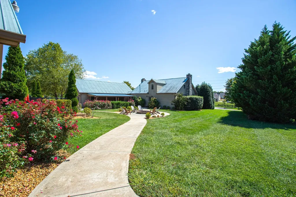 44 Hammock Drive Winchester TN 37398