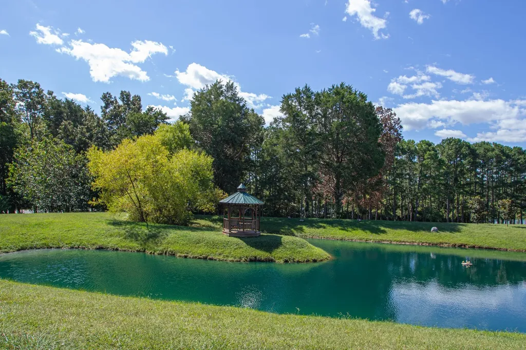 44 Hammock Drive Winchester TN 37398