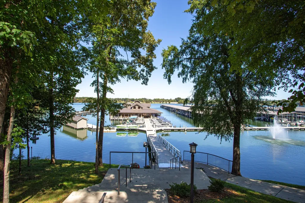44 Hammock Drive Winchester TN 37398