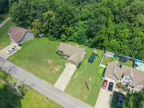 1305 Shell Road Goodlettsville TN 37072