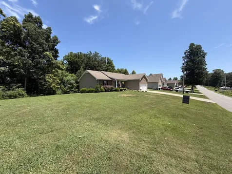 1305 Shell Road Goodlettsville TN 37072