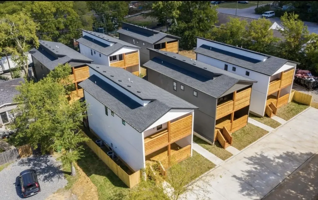 2413B Booker Street Nashville TN 37208