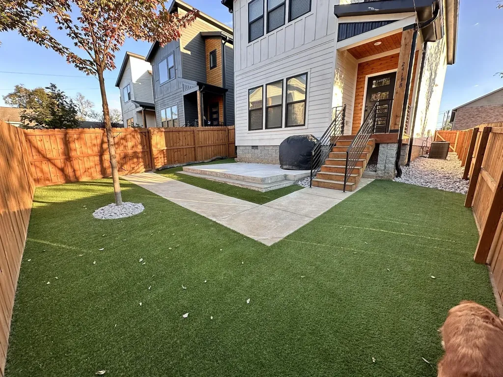 2413B Booker Street Nashville TN 37208