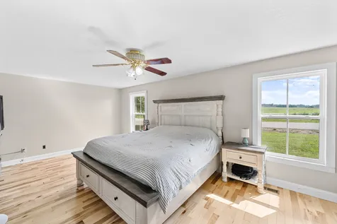 11 Jess Long Lane Hillsboro TN 37342