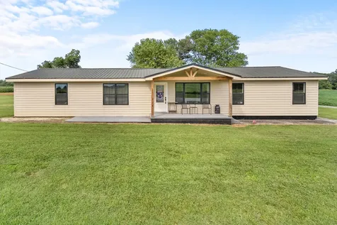 11 Jess Long Lane Hillsboro TN 37342