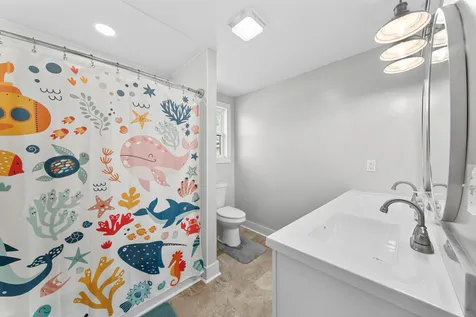 11 Jess Long Lane Hillsboro TN 37342