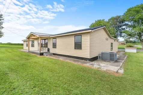 11 Jess Long Lane Hillsboro TN 37342