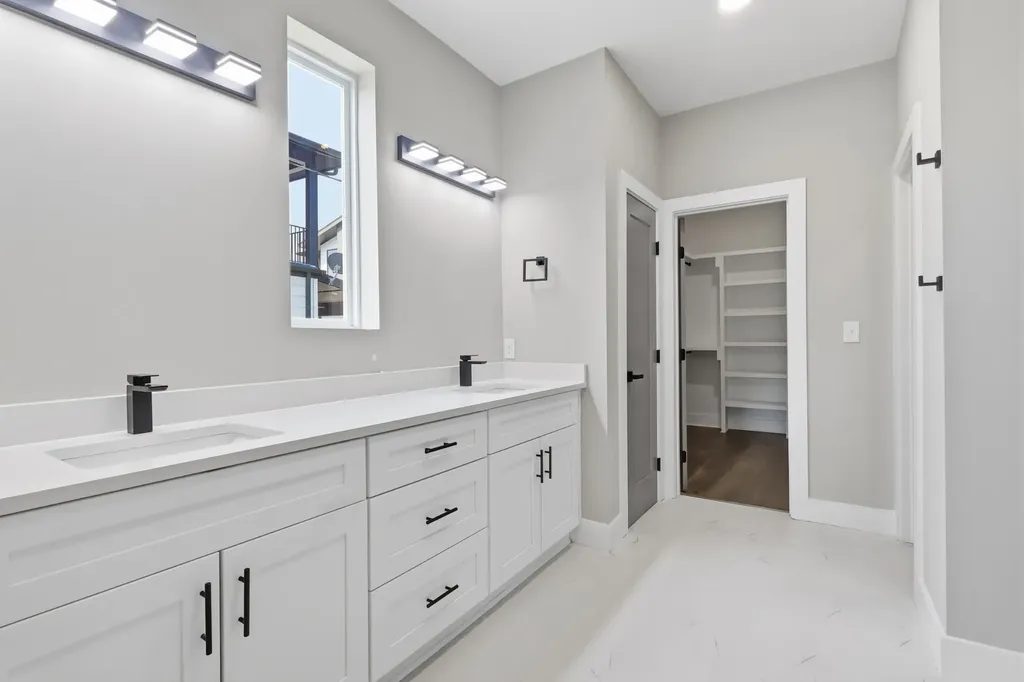 1203 14th Ave, S Nashville TN 37212