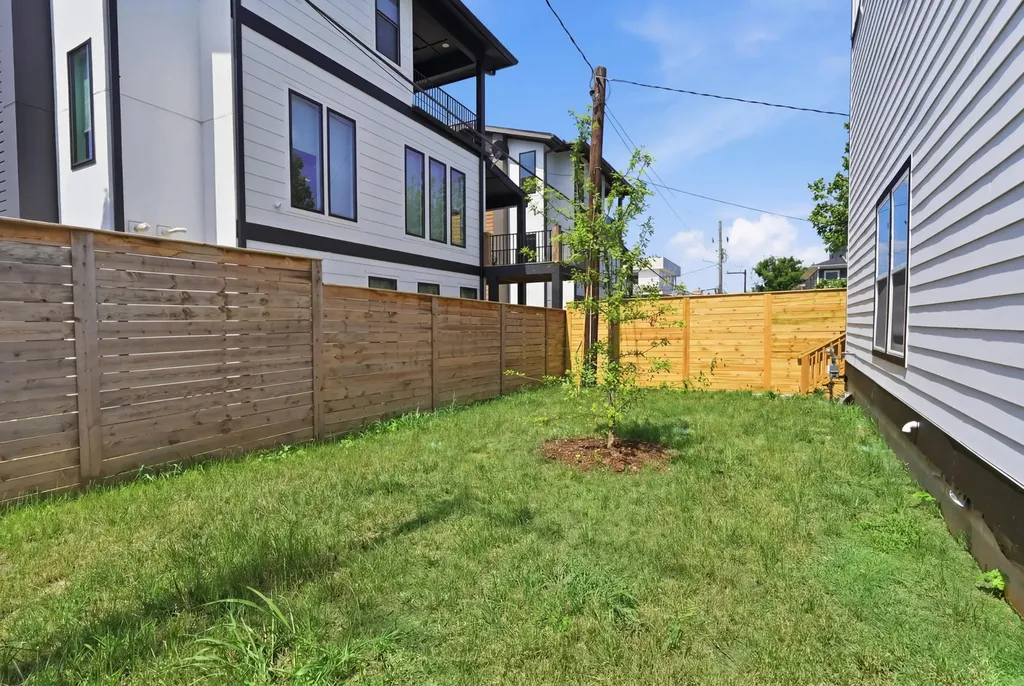 1203 14th Ave, S Nashville TN 37212