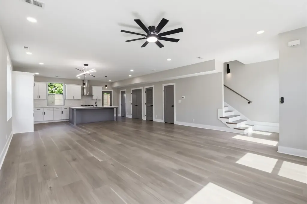 1203 14th Ave, S Nashville TN 37212