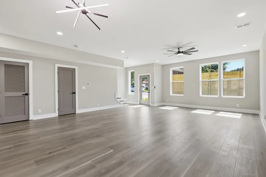 1203 14th Ave, S Nashville TN 37212