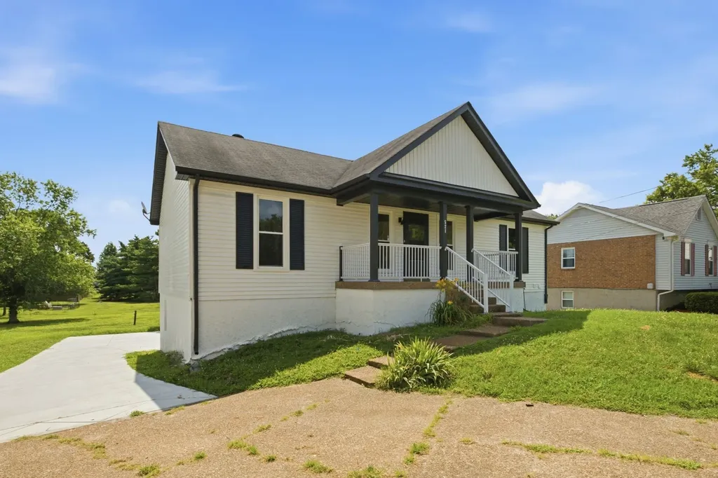 521 Spring Garden Court Antioch TN 37013