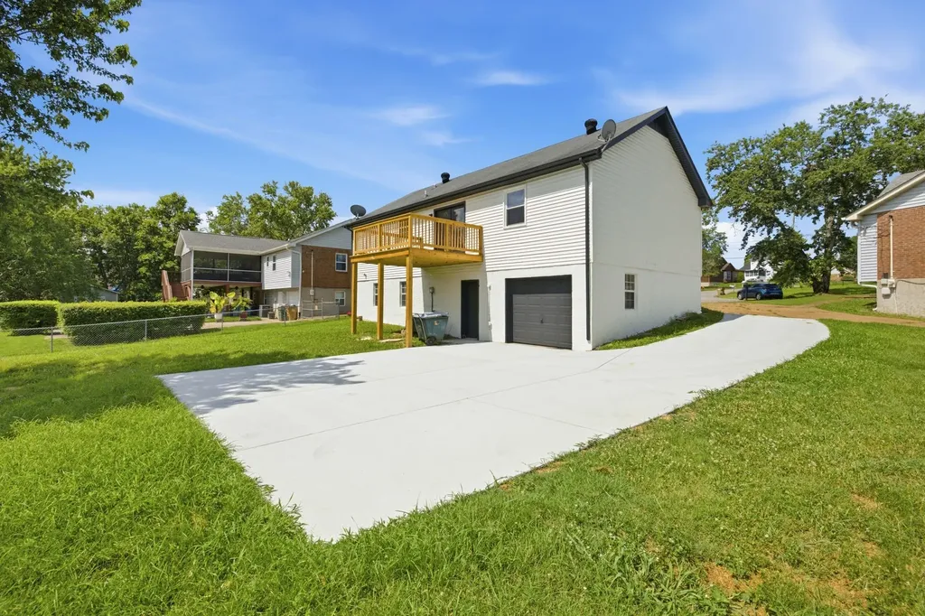 521 Spring Garden Court Antioch TN 37013