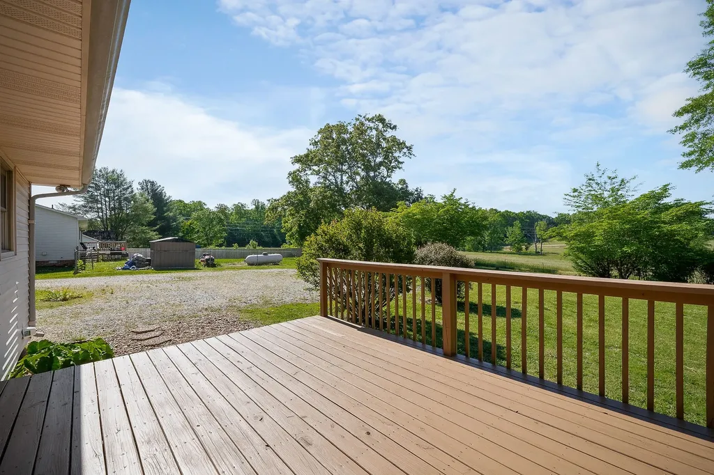 3422 Southmeade Drive Cookeville TN 38506