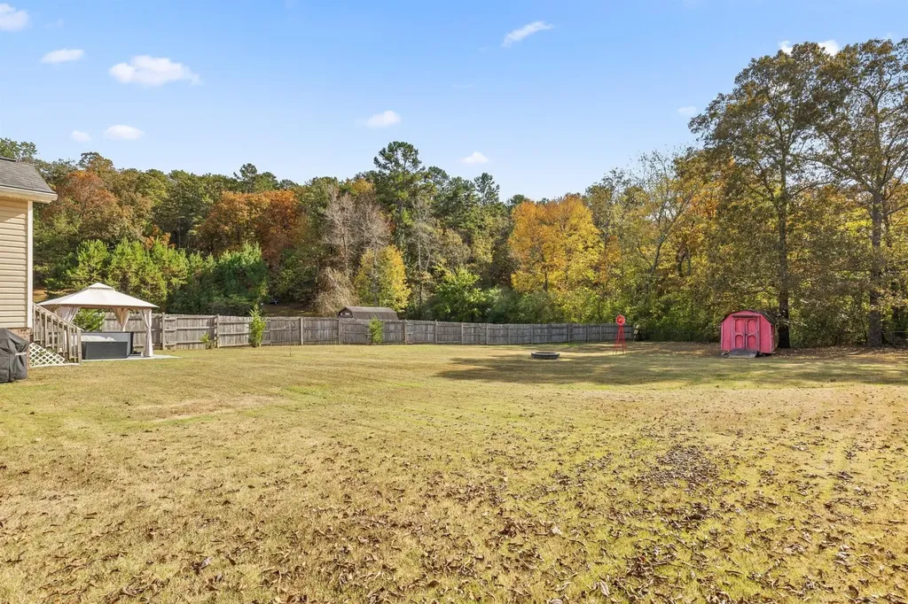 7006 Maple Leaf Lane Harrison TN 37341