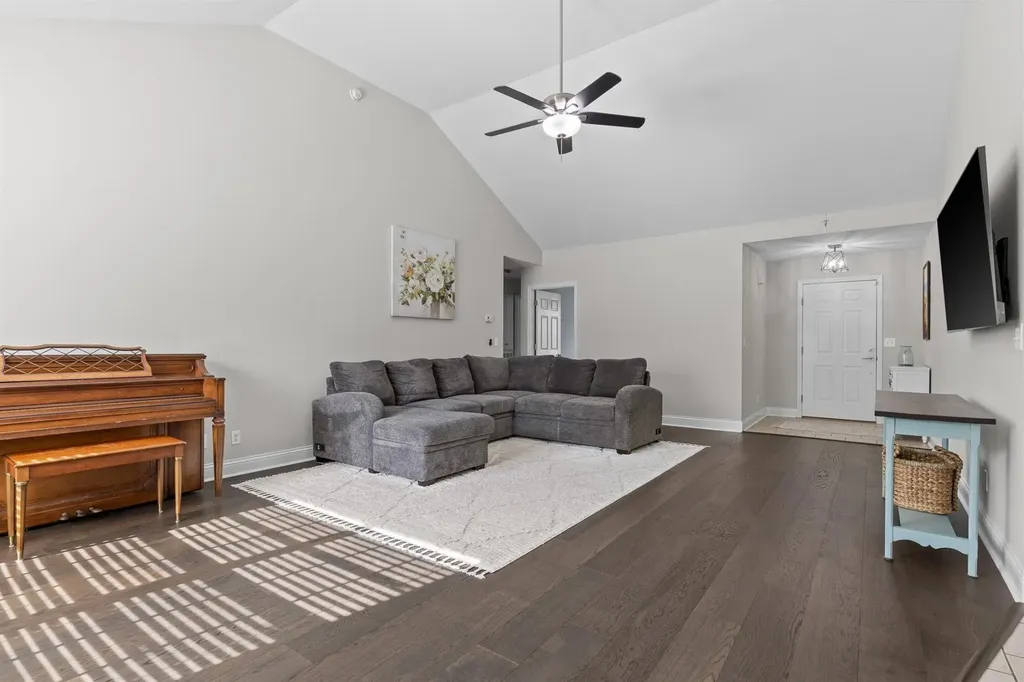 7006 Maple Leaf Lane Harrison TN 37341