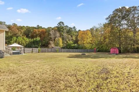7006 Maple Leaf Lane Harrison TN 37341