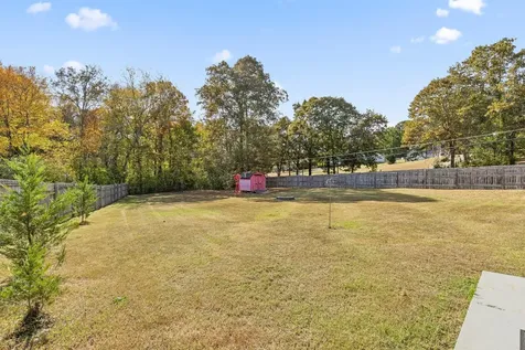 7006 Maple Leaf Lane Harrison TN 37341