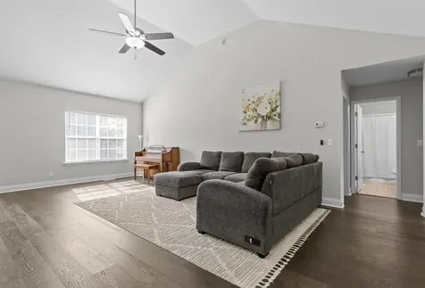 7006 Maple Leaf Lane Harrison TN 37341