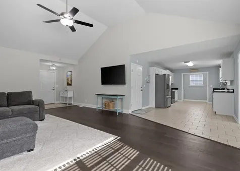 7006 Maple Leaf Lane Harrison TN 37341