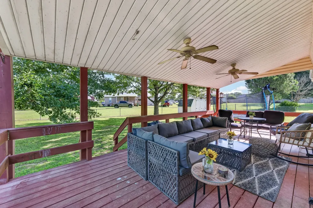 6 Robinwood Drive Fayetteville TN 37334