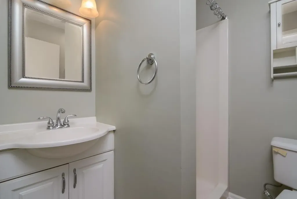 1542 Douglas Avenue Nashville TN 37206