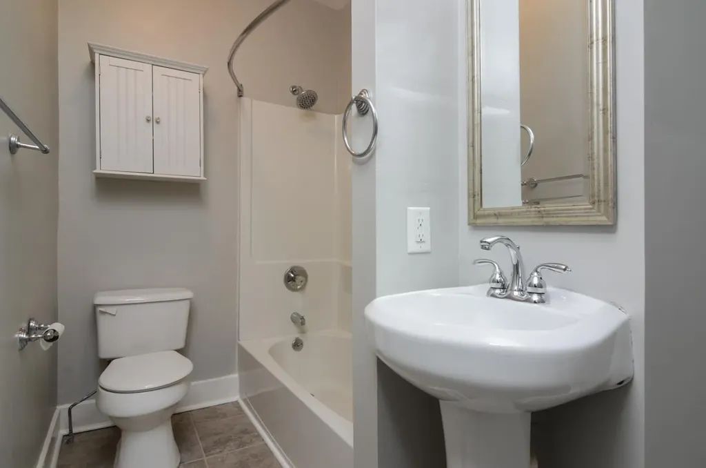1542 Douglas Avenue Nashville TN 37206