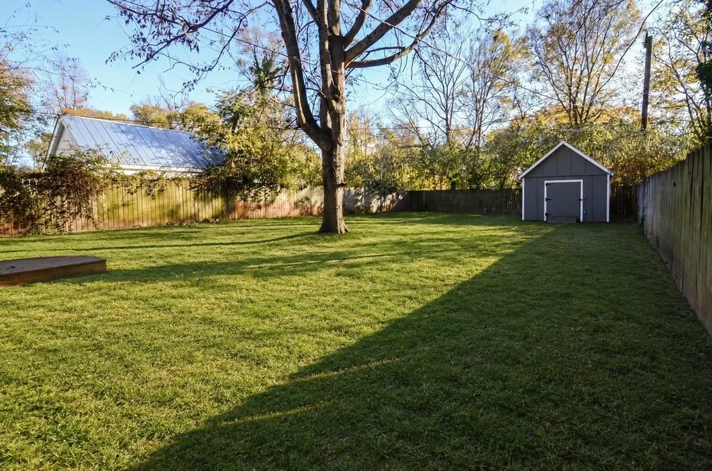 1542 Douglas Avenue Nashville TN 37206