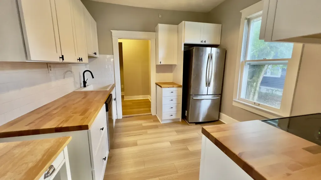 1542 Douglas Avenue Nashville TN 37206