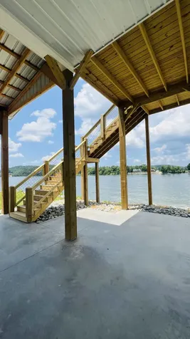 1109 River Front Drive Clifton TN 38425