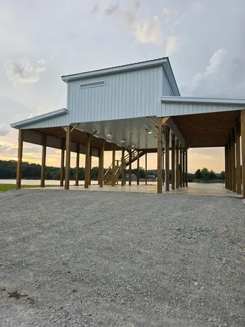 1109 River Front Drive Clifton TN 38425