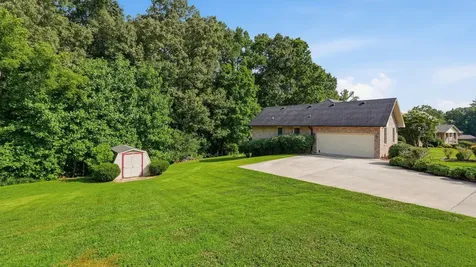 195 Westwood Court Estill Springs TN 37330