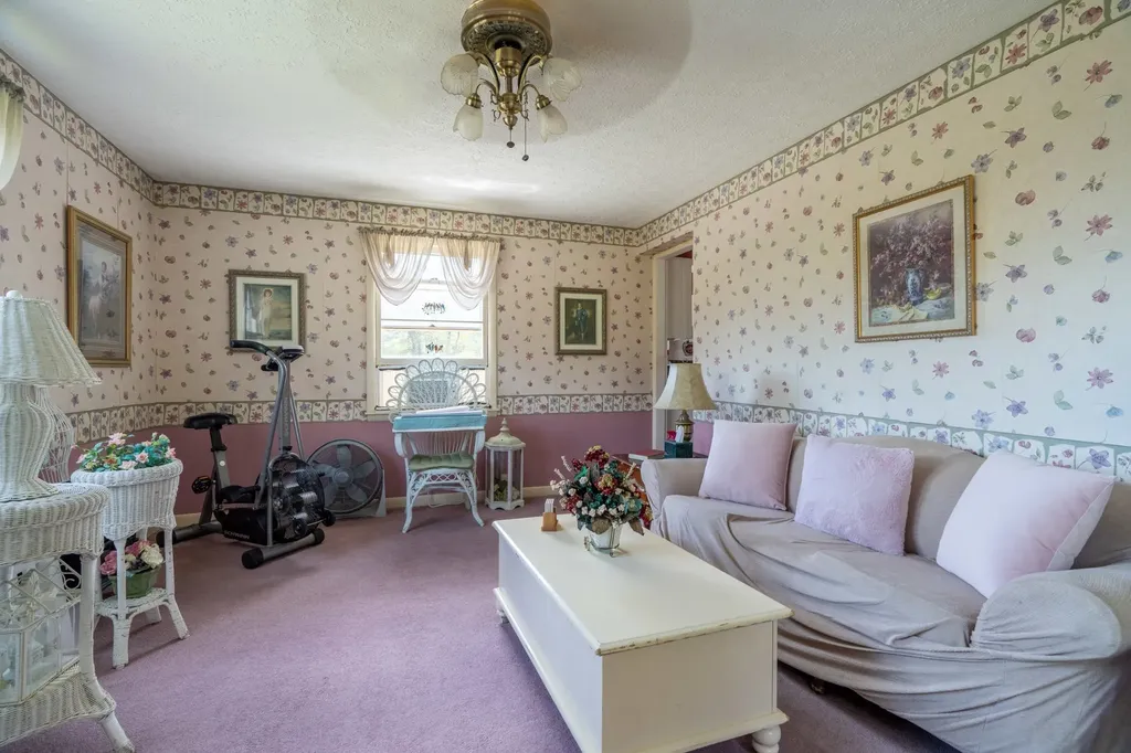 455 Jennings Creek Highway Gainesboro TN 38562