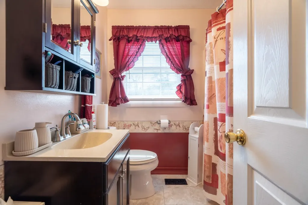 455 Jennings Creek Highway Gainesboro TN 38562