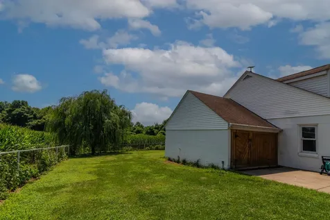 1685 Bumpus Mill Road Oak Grove KY 42262