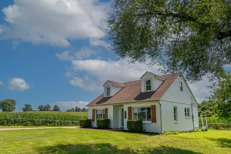 1685 Bumpus Mill Road Oak Grove KY 42262