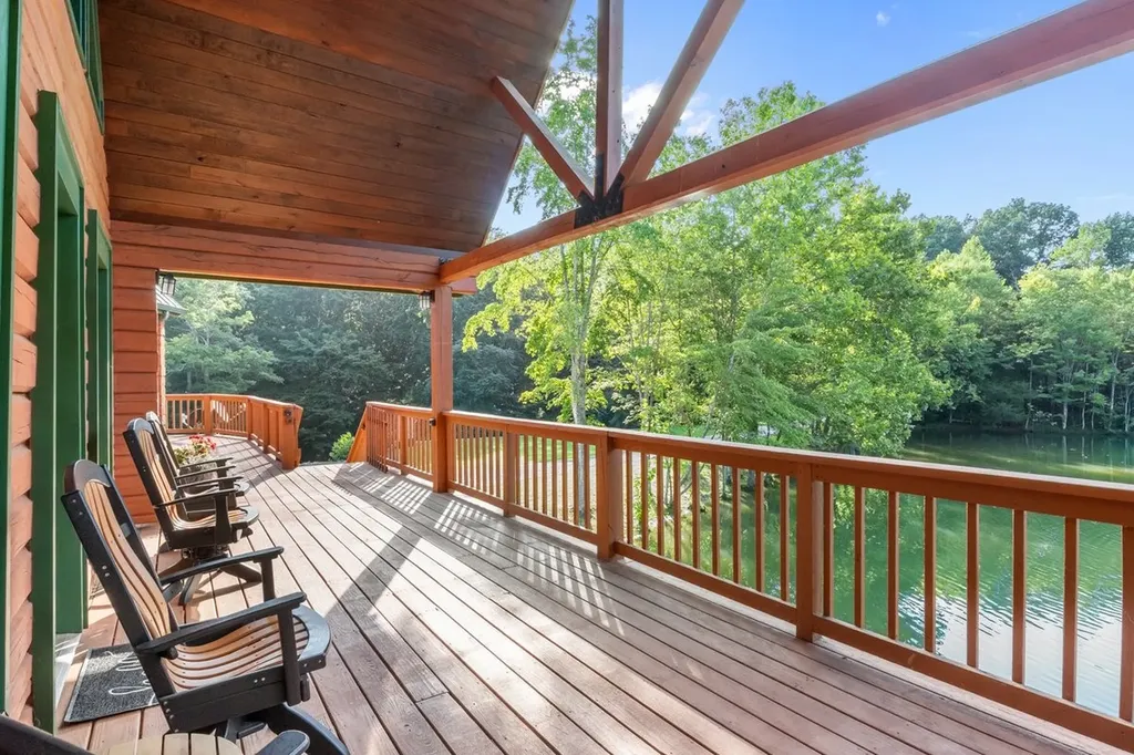 1172 Promise Land Road Charlotte TN 37036
