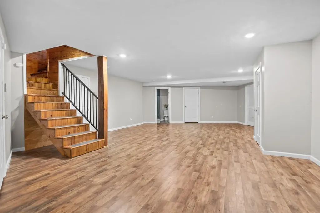 1172 Promise Land Road Charlotte TN 37036