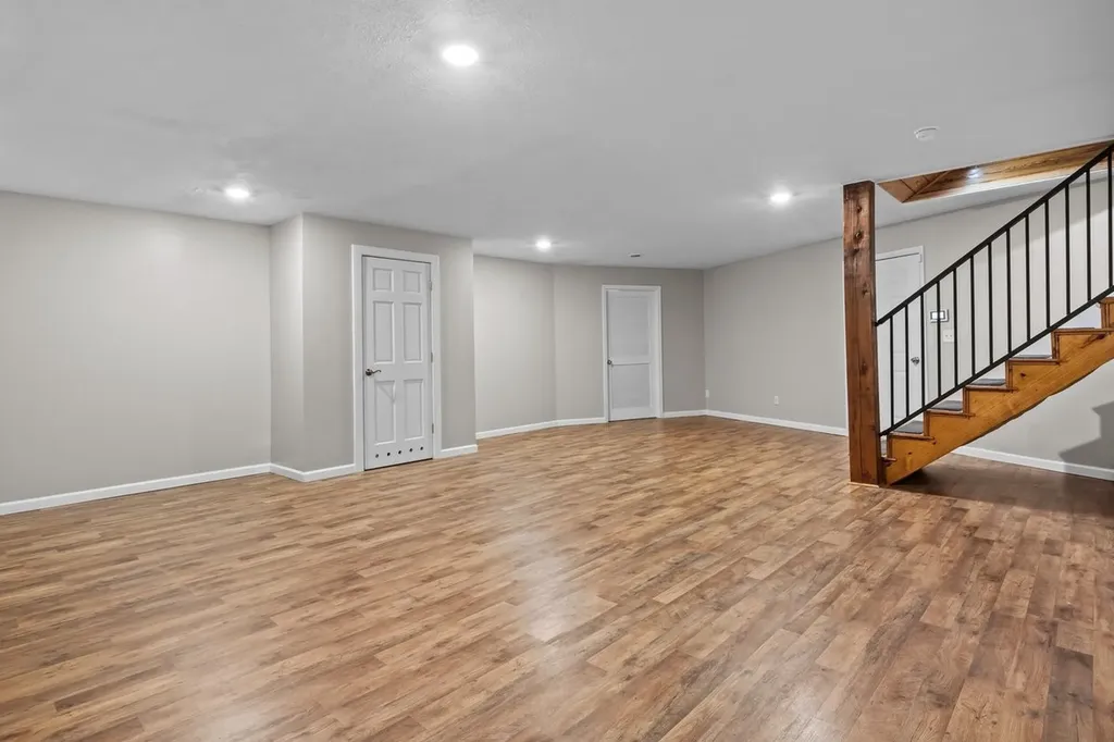 1172 Promise Land Road Charlotte TN 37036
