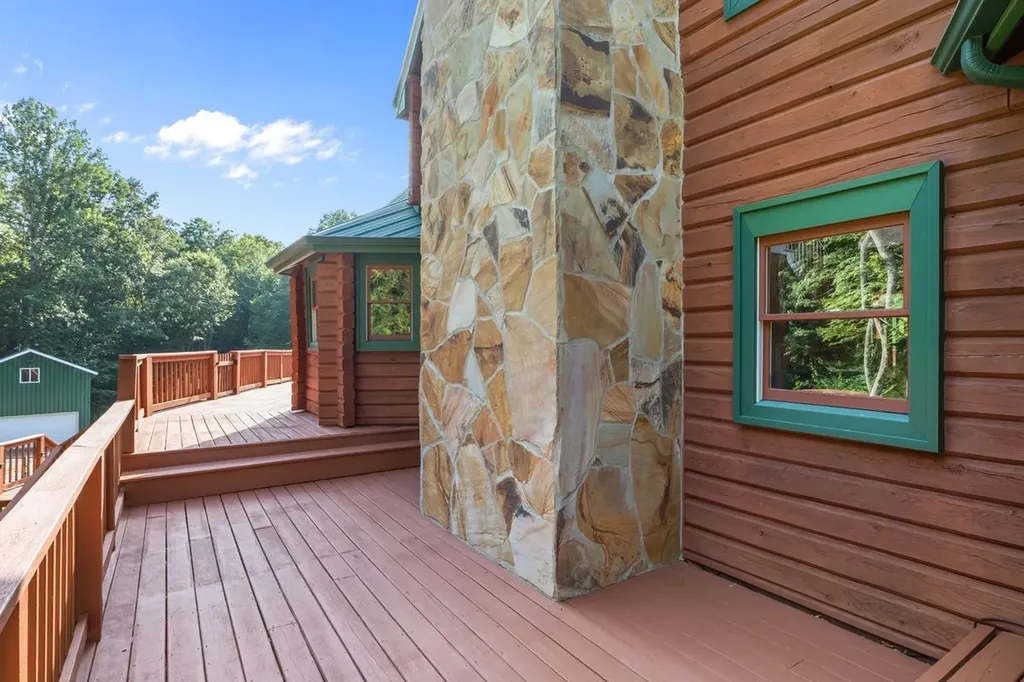 1172 Promise Land Road Charlotte TN 37036