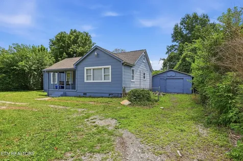826 N Chamberlain Avenue Rockwood TN 37854