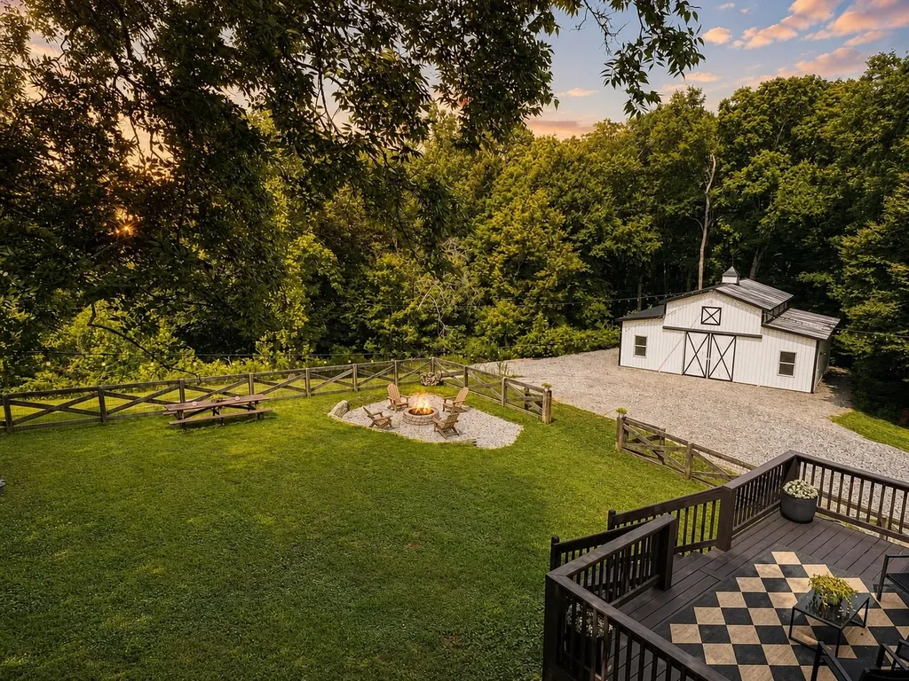 4993 Old Clarksville Pike Ashland City TN 37015