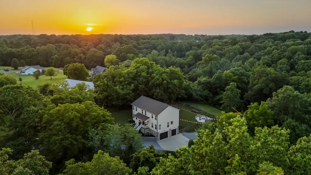 4993 Old Clarksville Pike Ashland City TN 37015