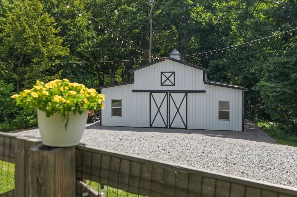 4993 Old Clarksville Pike Ashland City TN 37015