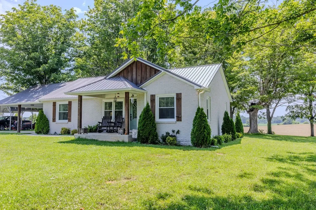 760 Alton Davenport Road Mcminnville TN 37110